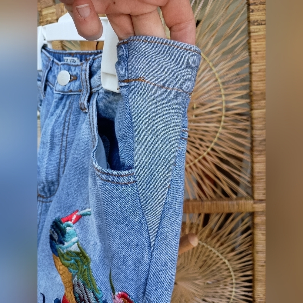 Miller By Riva Embroidered Blue Jeans_Small - Picture 4 of 6